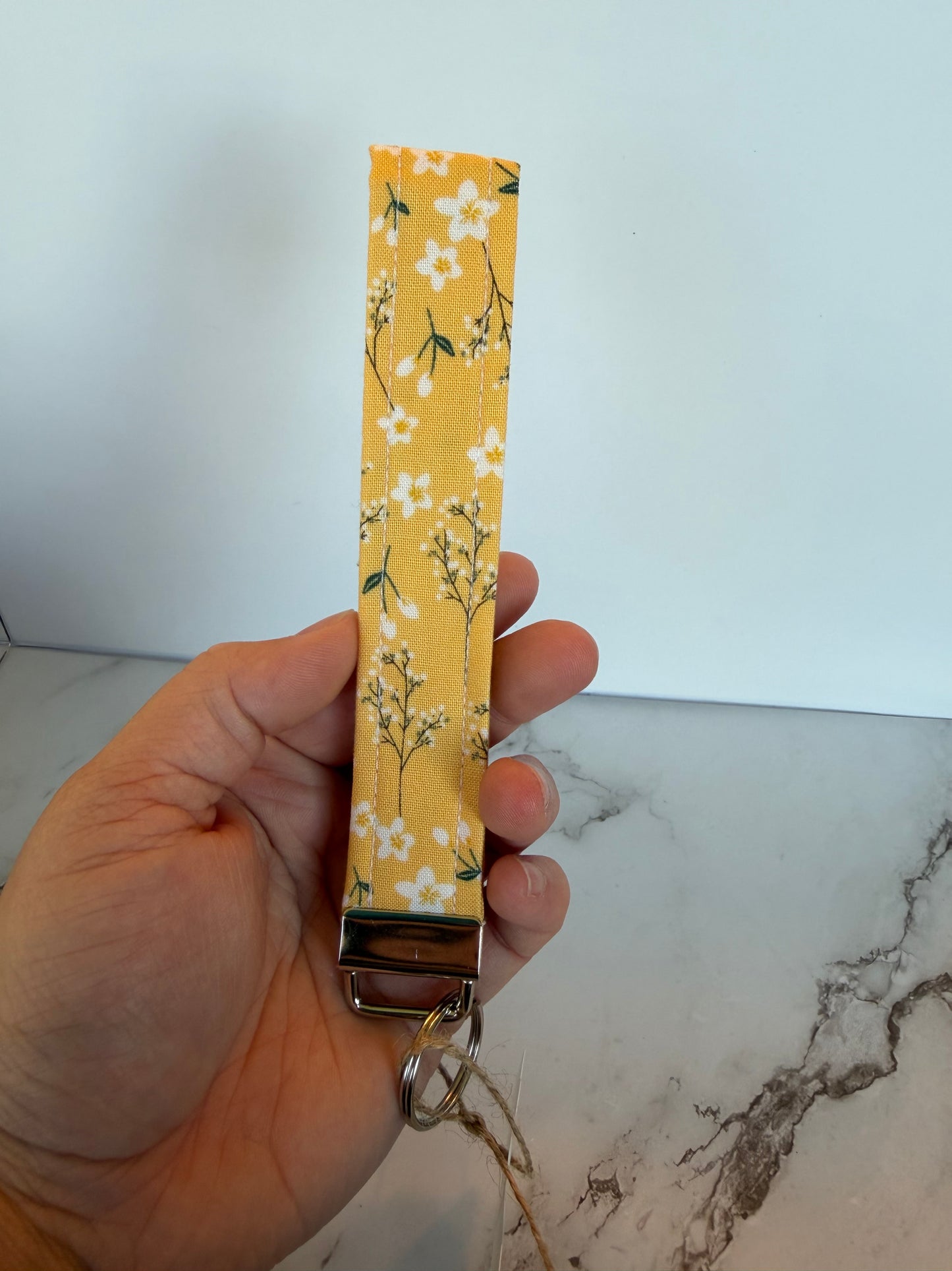 Wristlet keychain