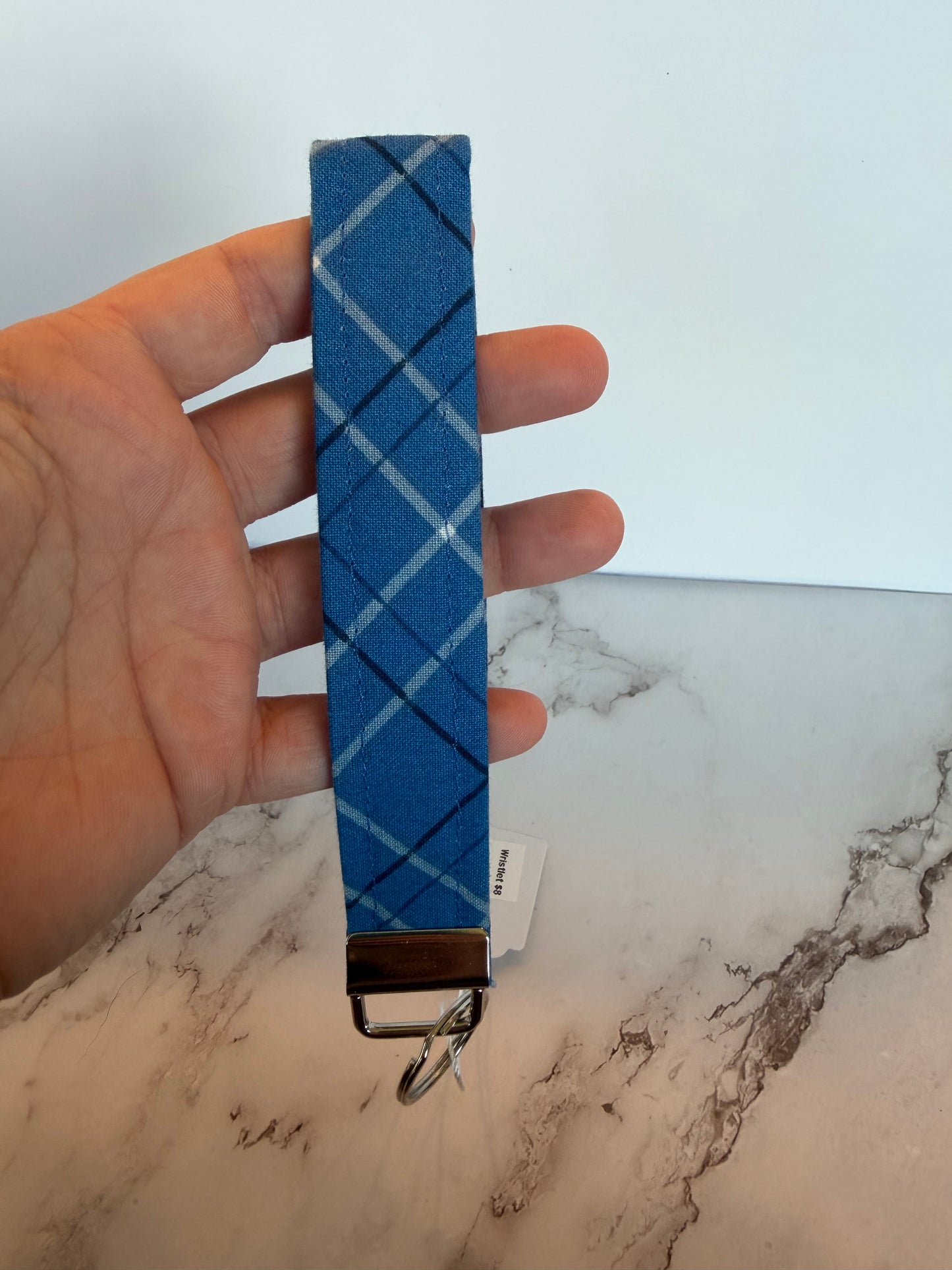 Wristlet keychain