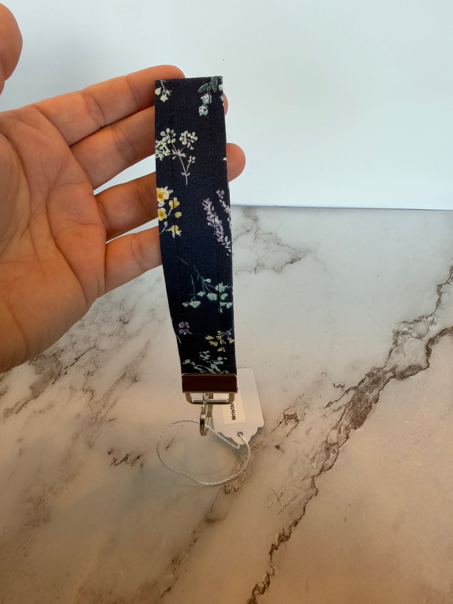 Wristlet keychain