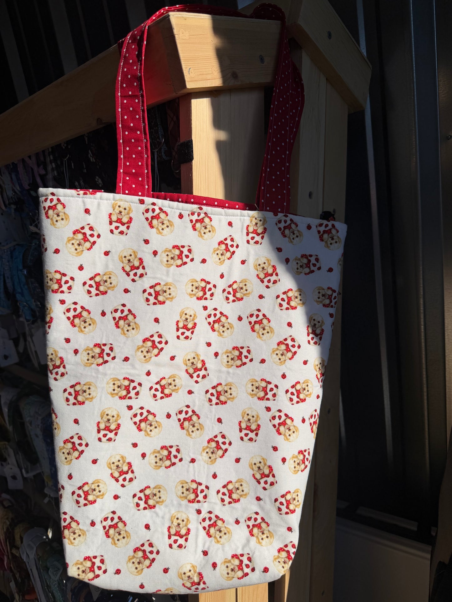 Golden retriever tote bag