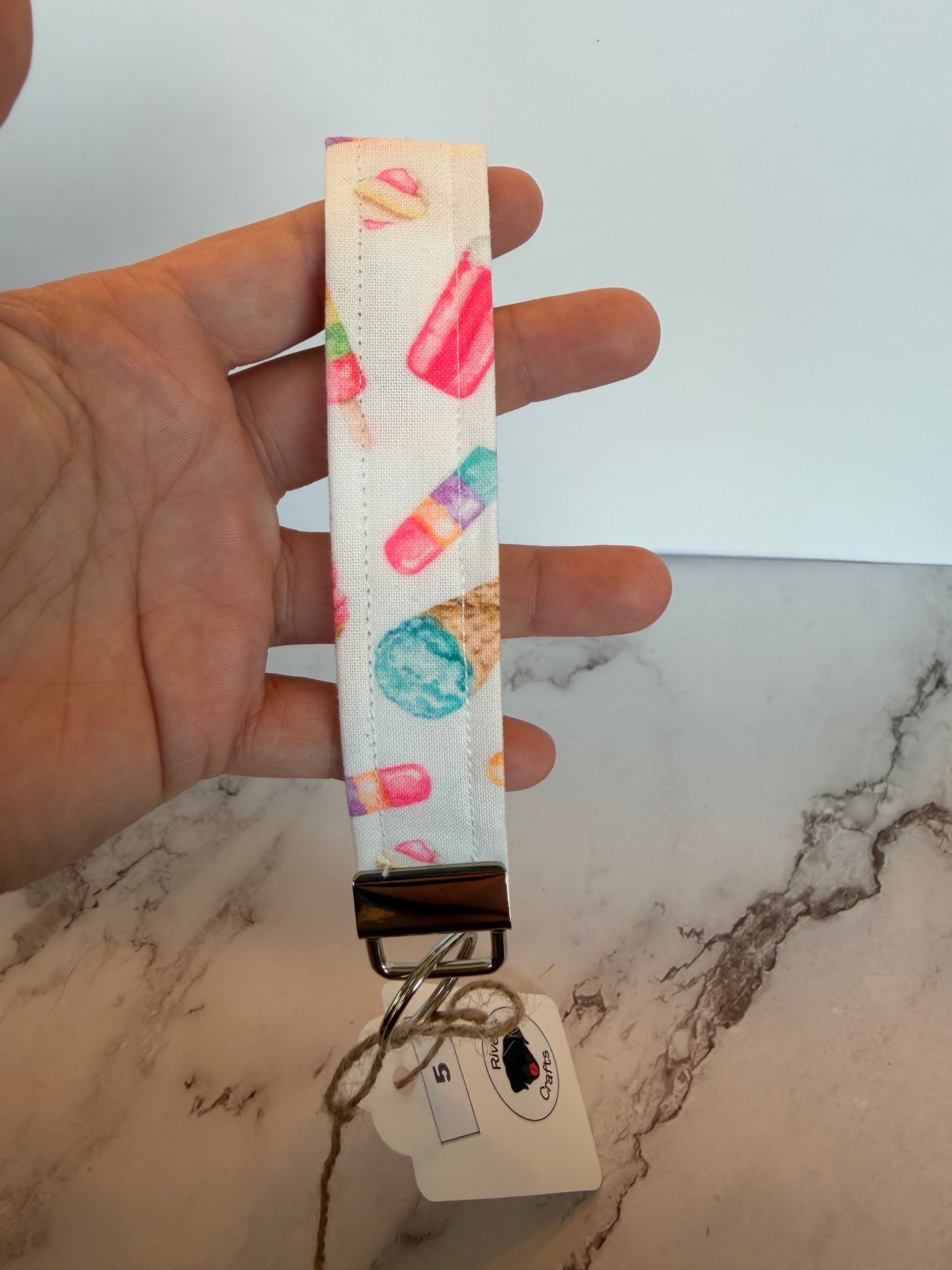 Wristlet keychain
