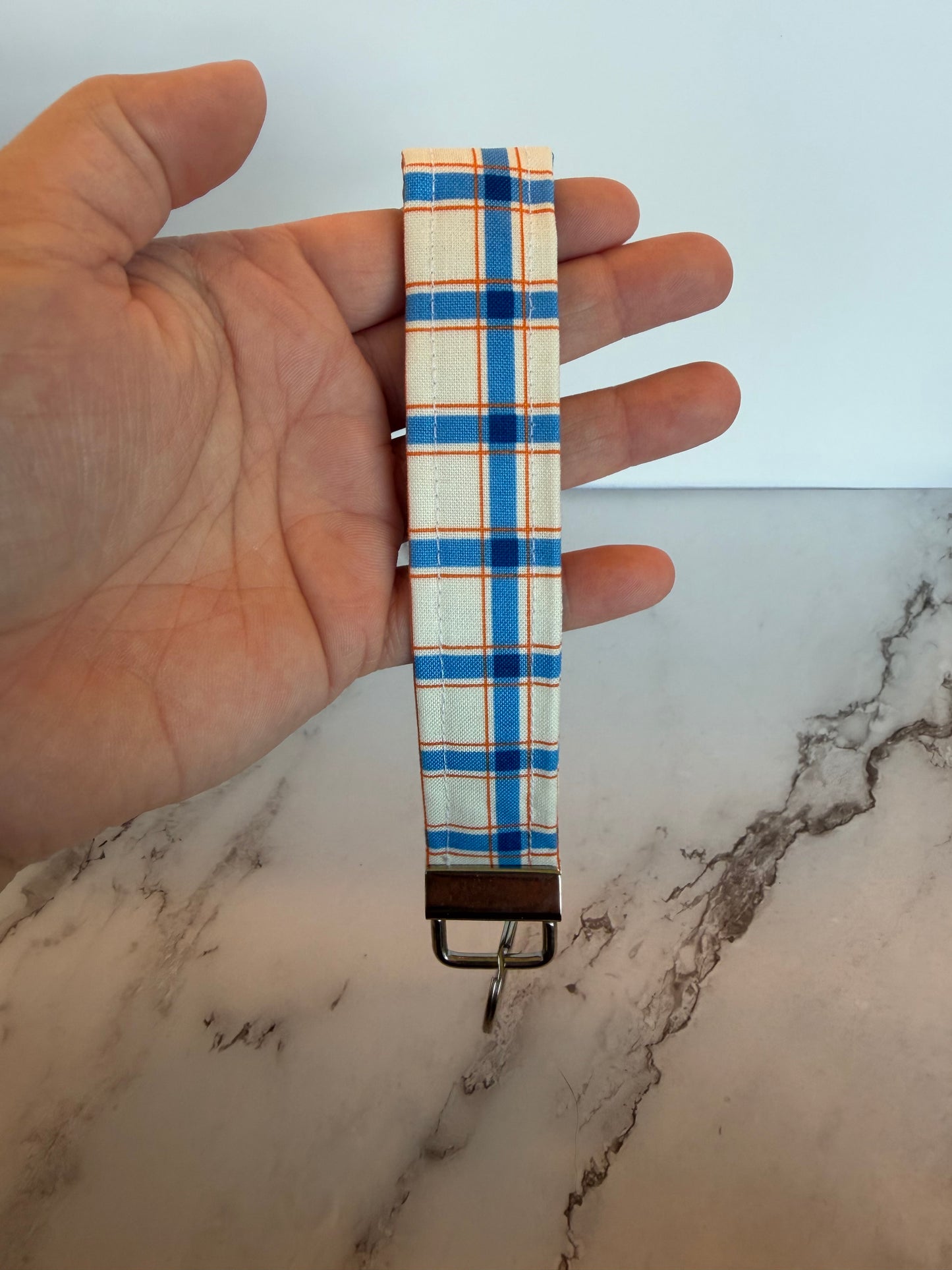 Wristlet keychain