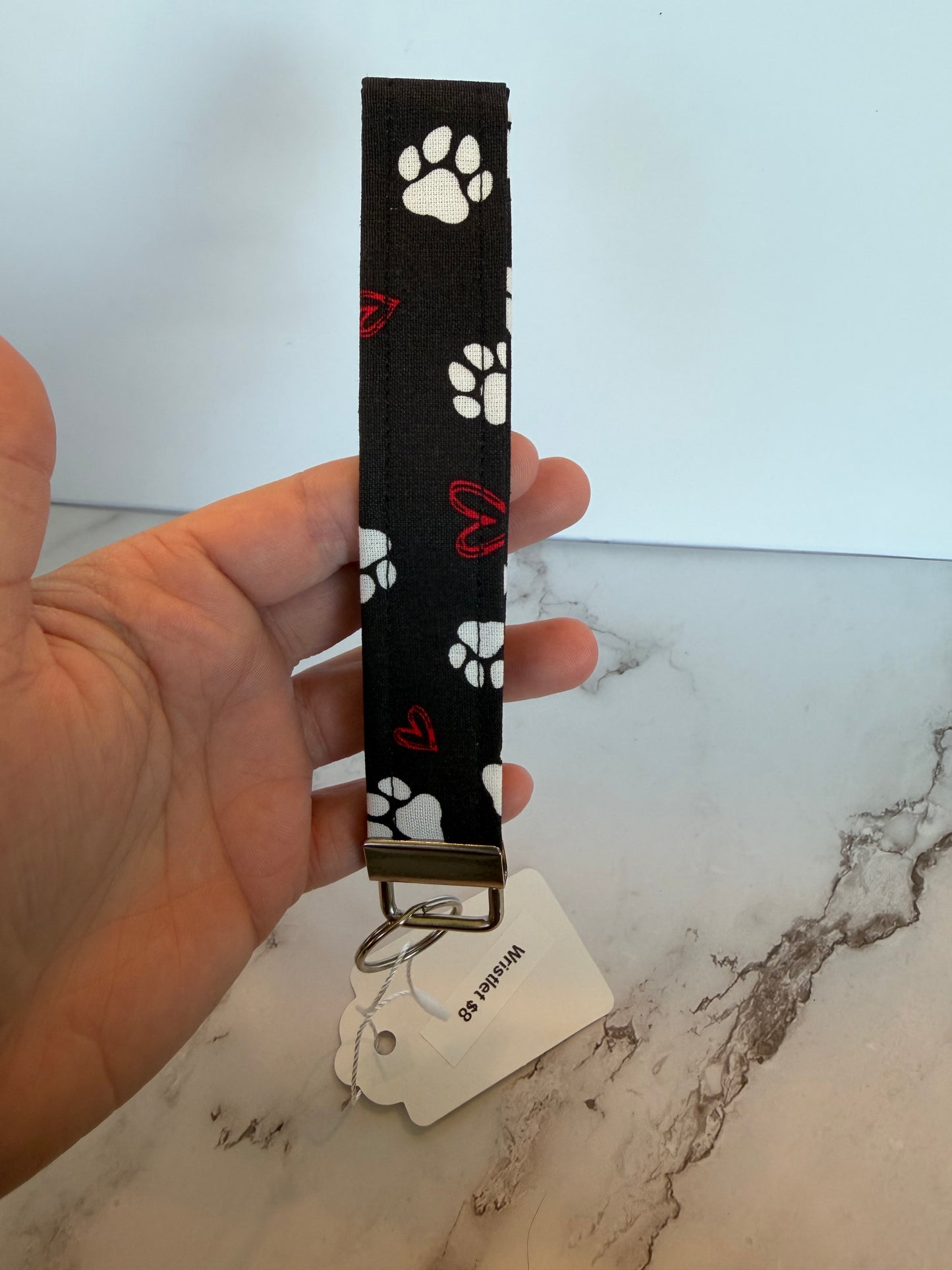 Wristlet keychain