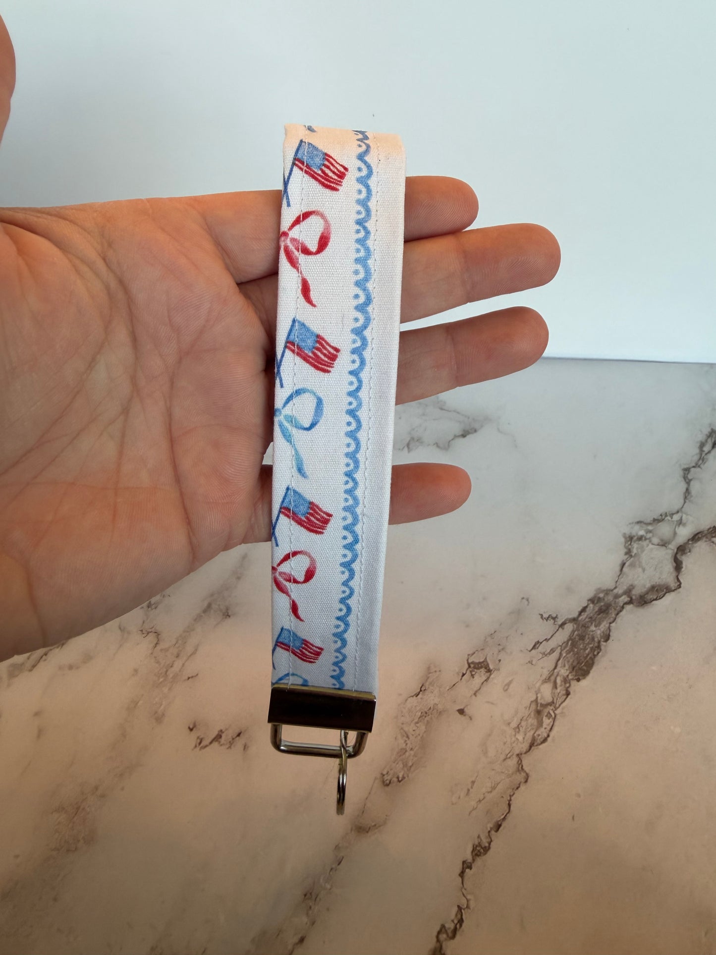 Wristlet keychain