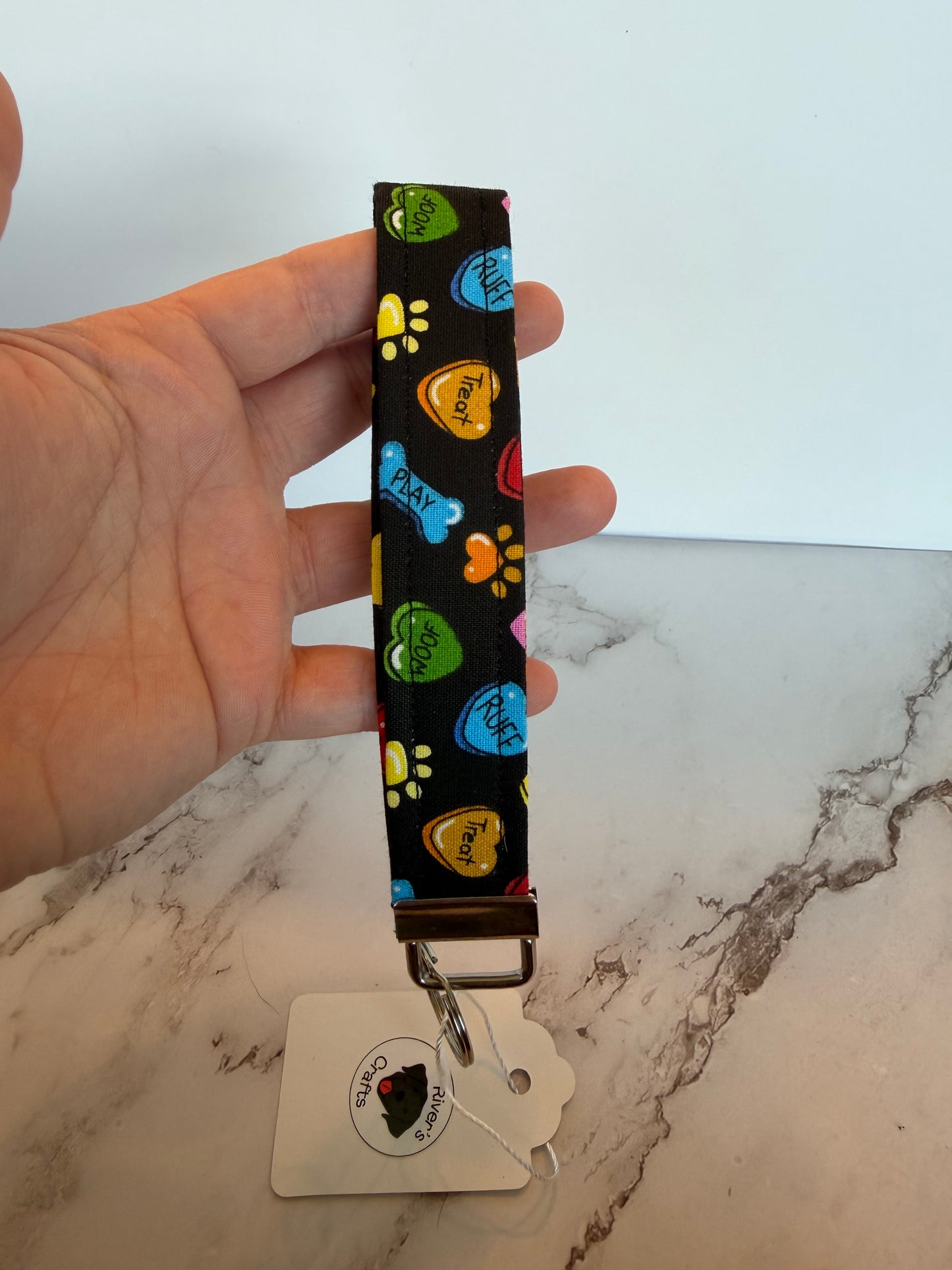 Wristlet keychain